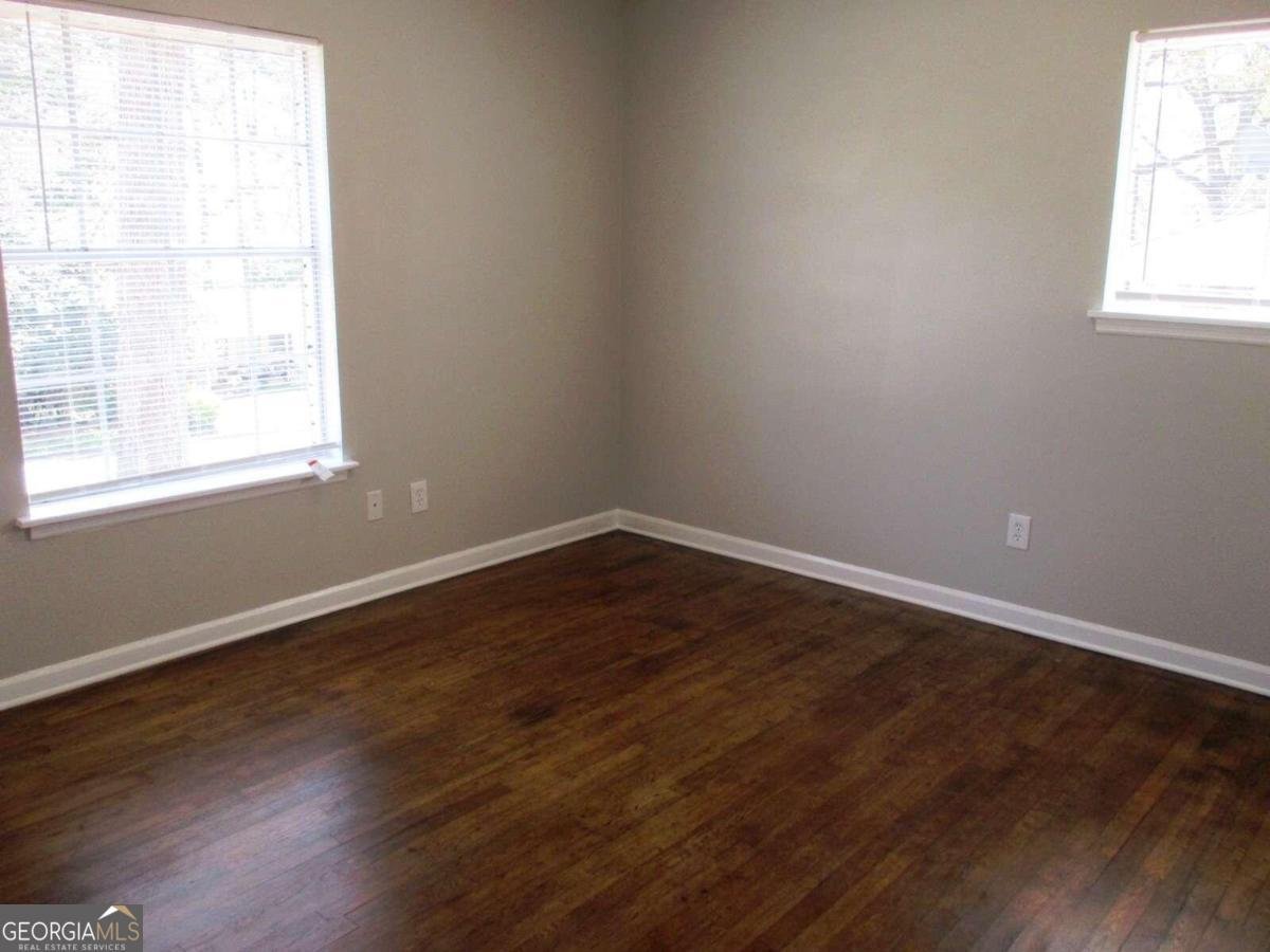 6325 Westbury Road Riverdale - 12