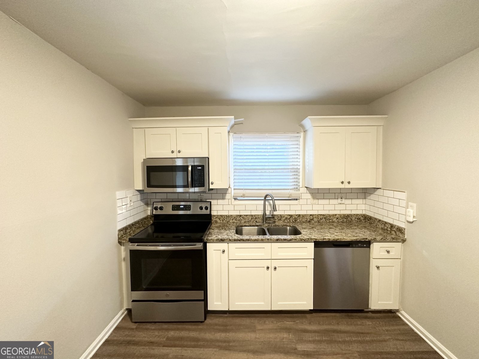 2228 Springdale Circle Atlanta - 6