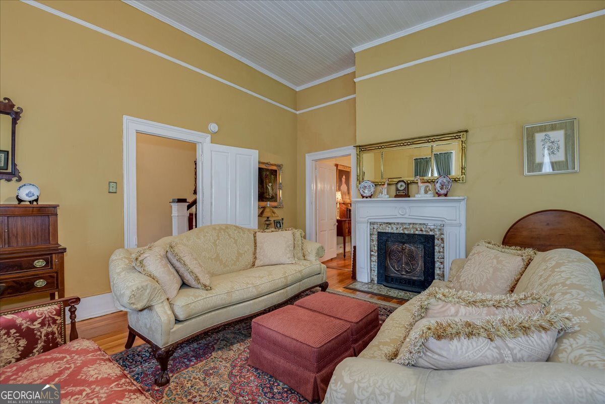 501 Buncombe Street Edgefield - 18