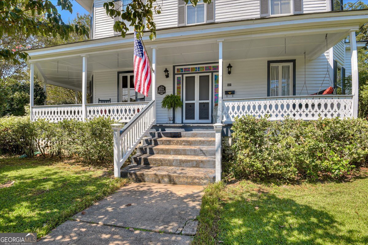 501 Buncombe Street Edgefield - 3