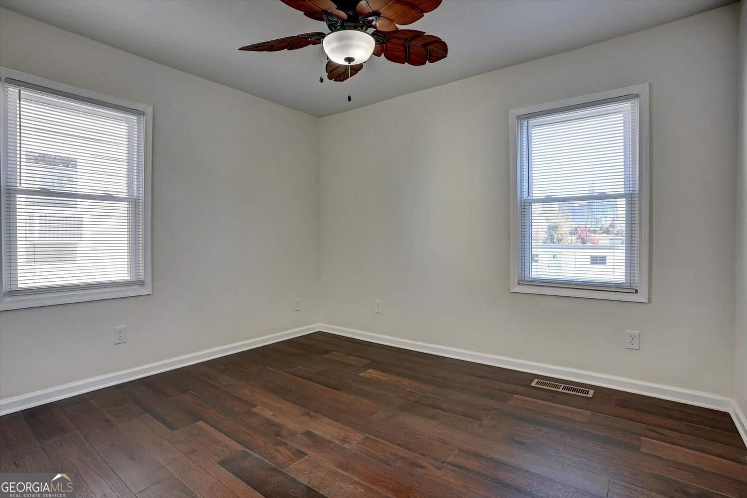 541 Sunset Avenue Atlanta - 17