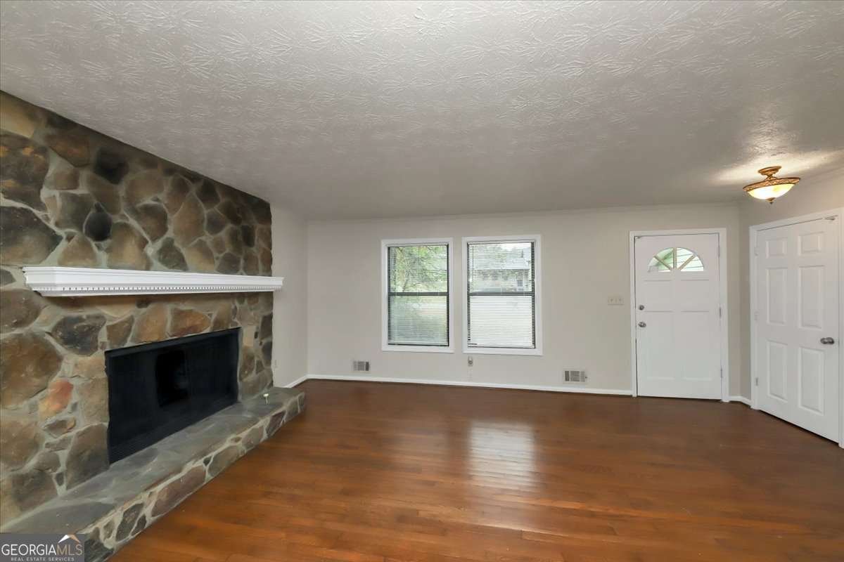 4027 Evelyn Drive Powder Springs - 3