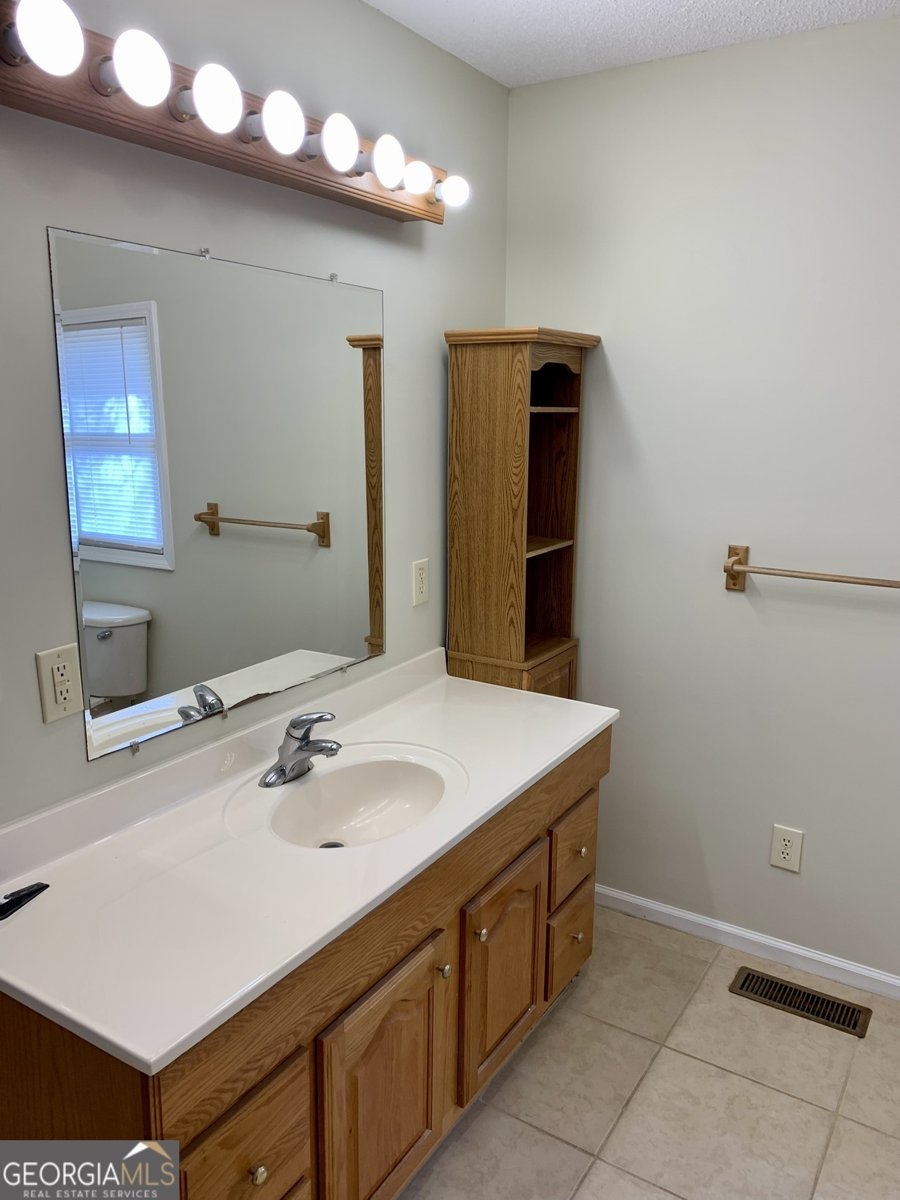 287 Pine Street Danielsville - 17