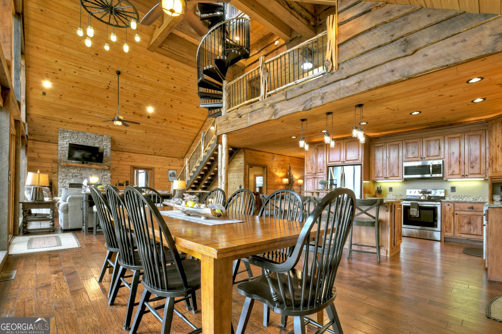 904 Raccoon Road Blue Ridge - 33