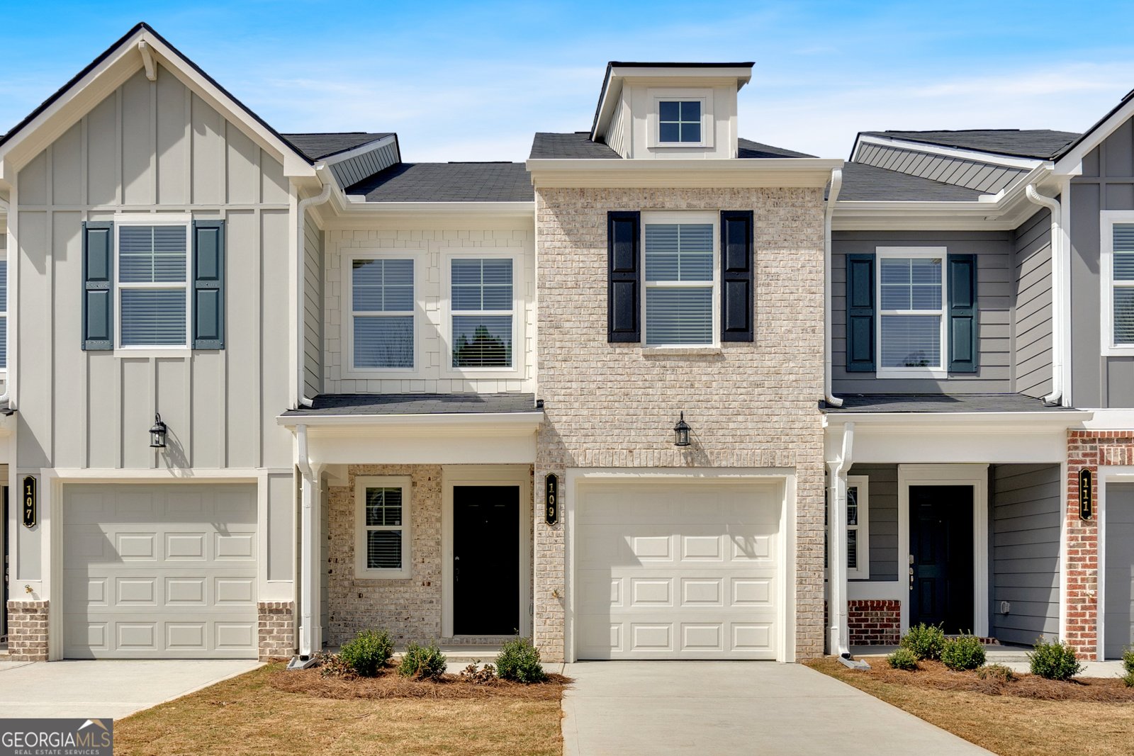 109 Village Green Drive Adairsville - 1