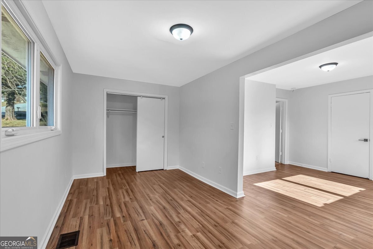 2142 Cloverdale Drive Atlanta - 1