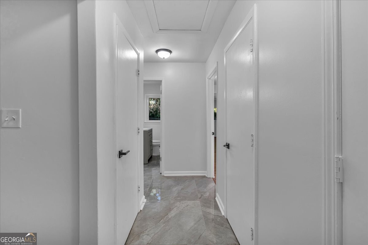 2142 Cloverdale Drive Atlanta - 30