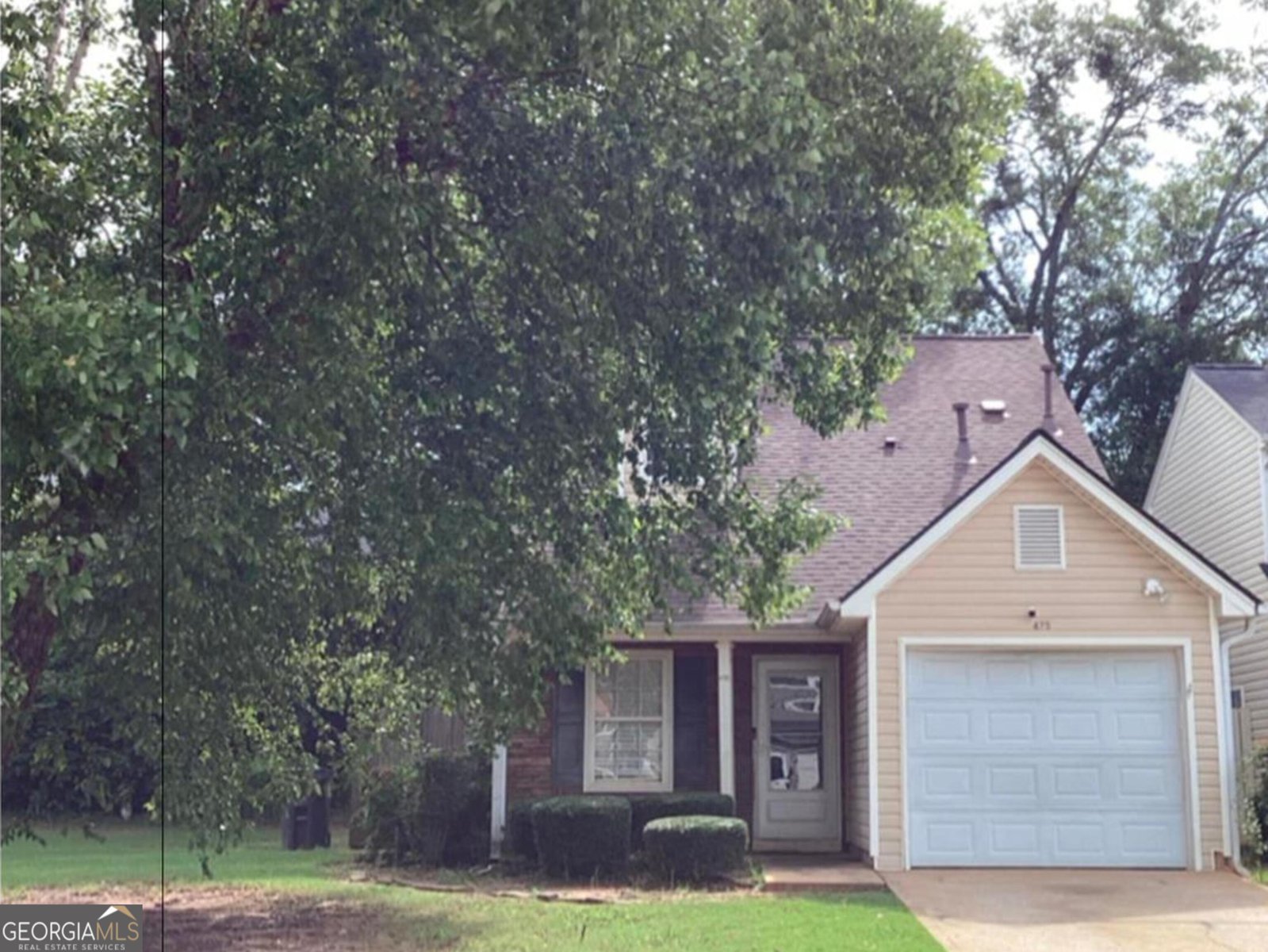 475 Lakeside Circle Covington - 1