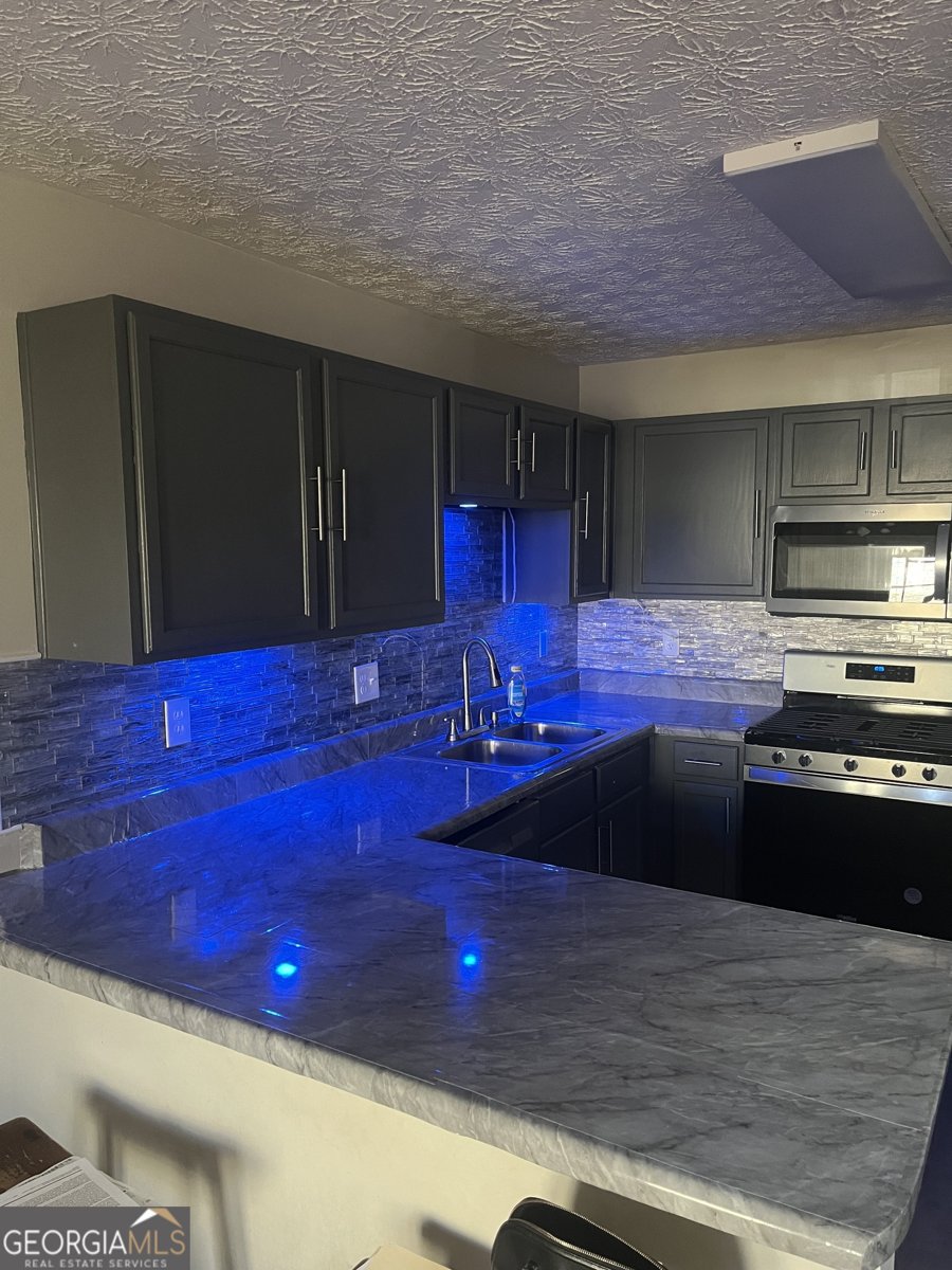 475 Lakeside Circle Covington - 3
