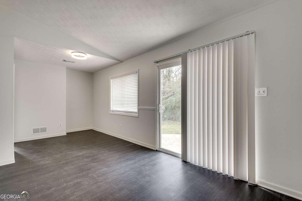 5815 Feldwood Road Atlanta - 11
