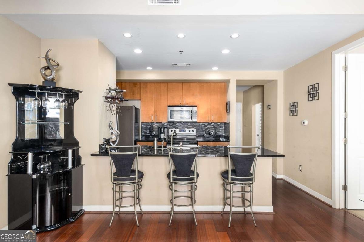 565 Peachtree Street Atlanta - 16