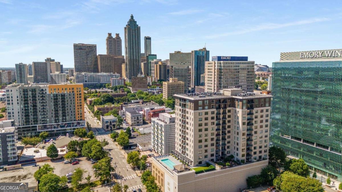 565 Peachtree Street Atlanta - 2