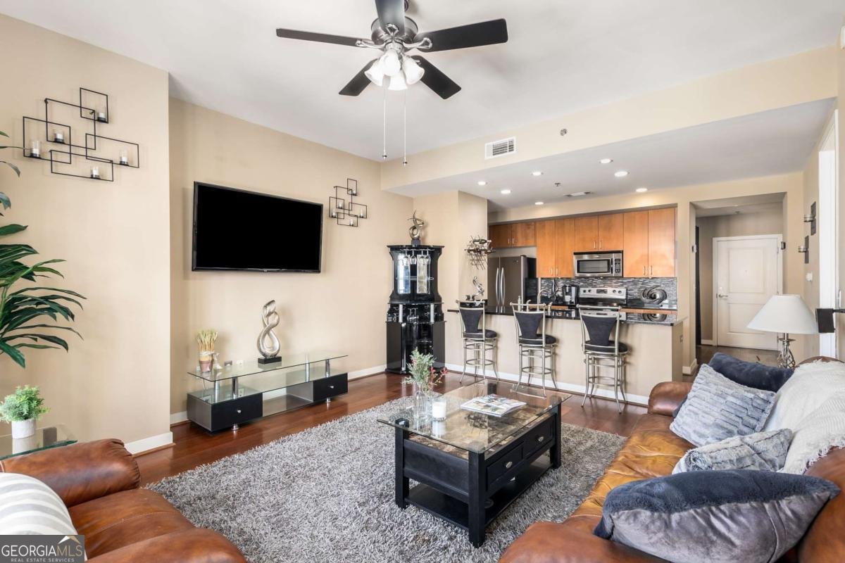 565 Peachtree Street Atlanta - 20