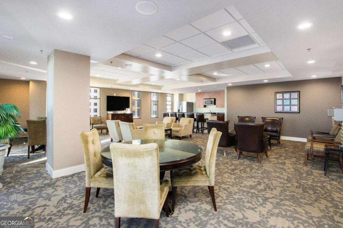 565 Peachtree Street Atlanta - 38