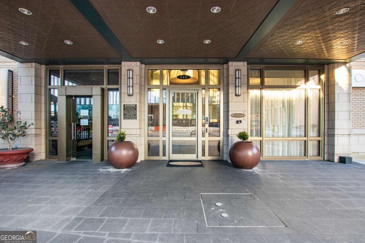 565 Peachtree Street Atlanta - 4