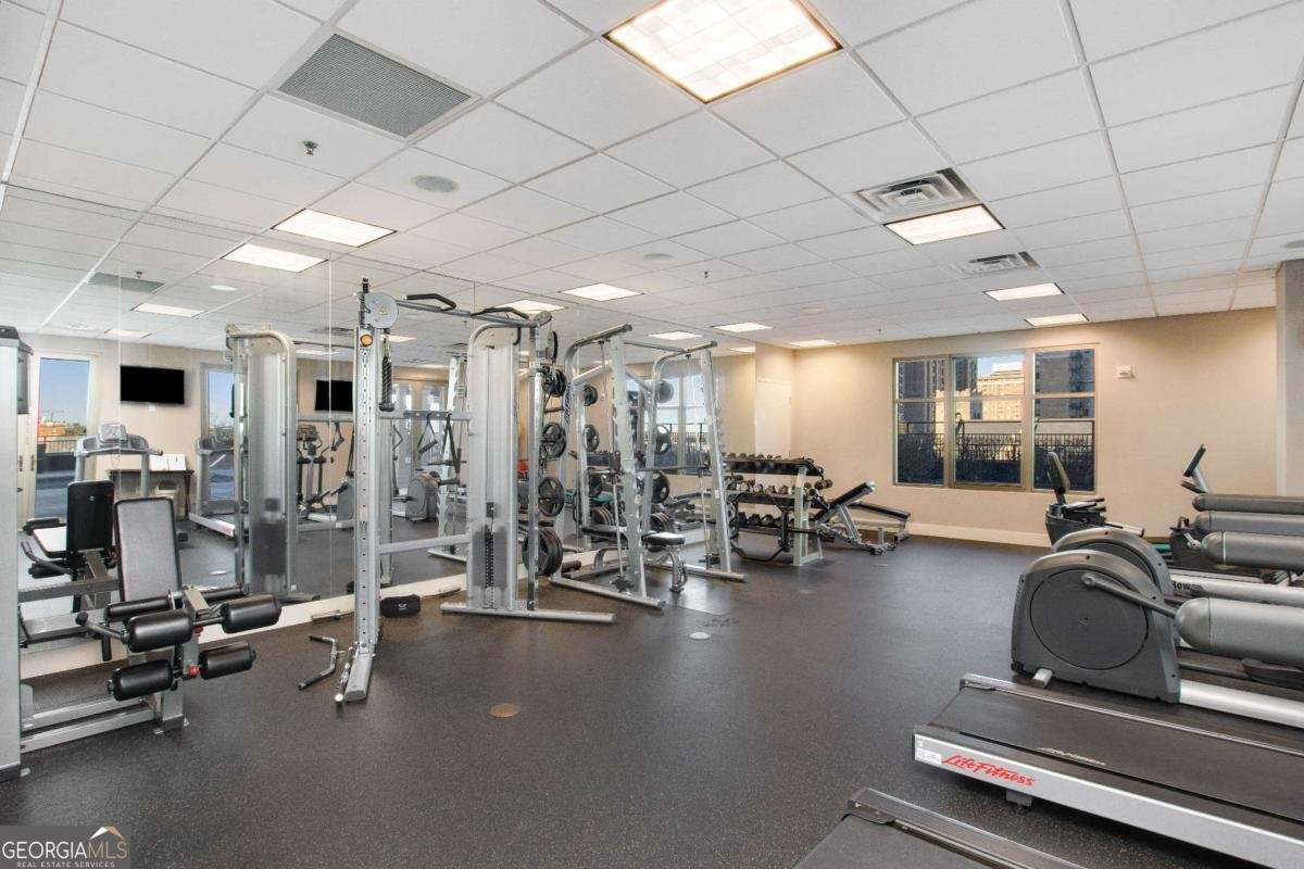 565 Peachtree Street Atlanta - 41