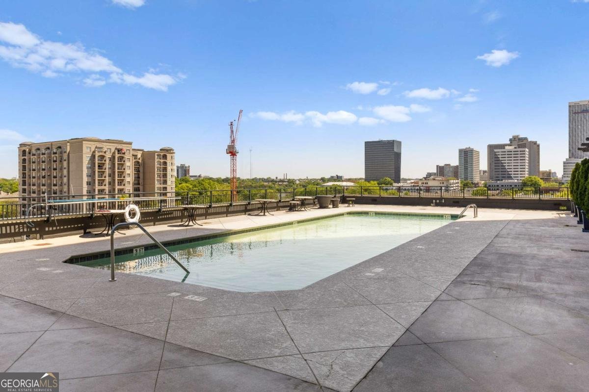 565 Peachtree Street Atlanta - 46
