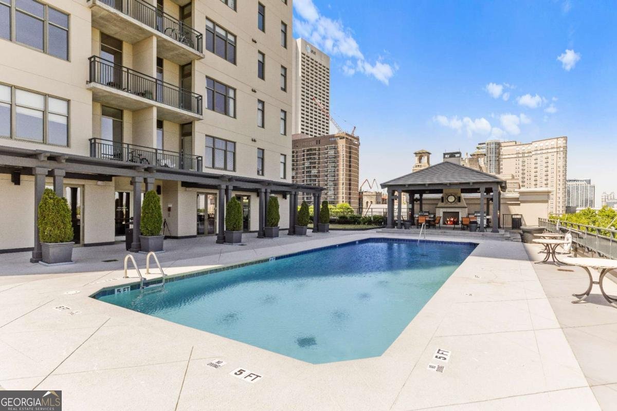 565 Peachtree Street Atlanta - 47