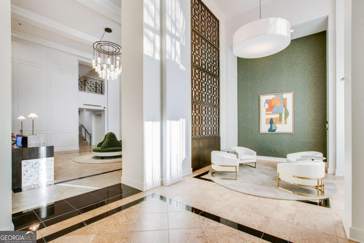 565 Peachtree Street Atlanta - 6