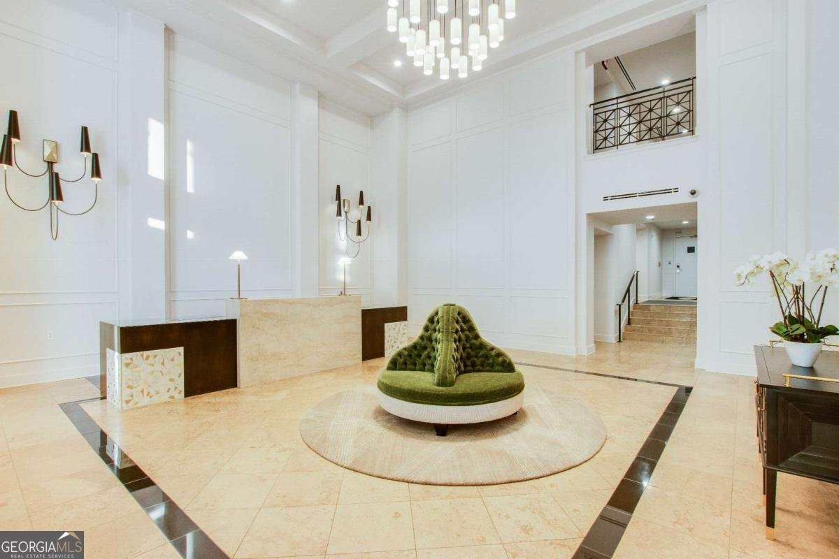 565 Peachtree Street Atlanta - 8
