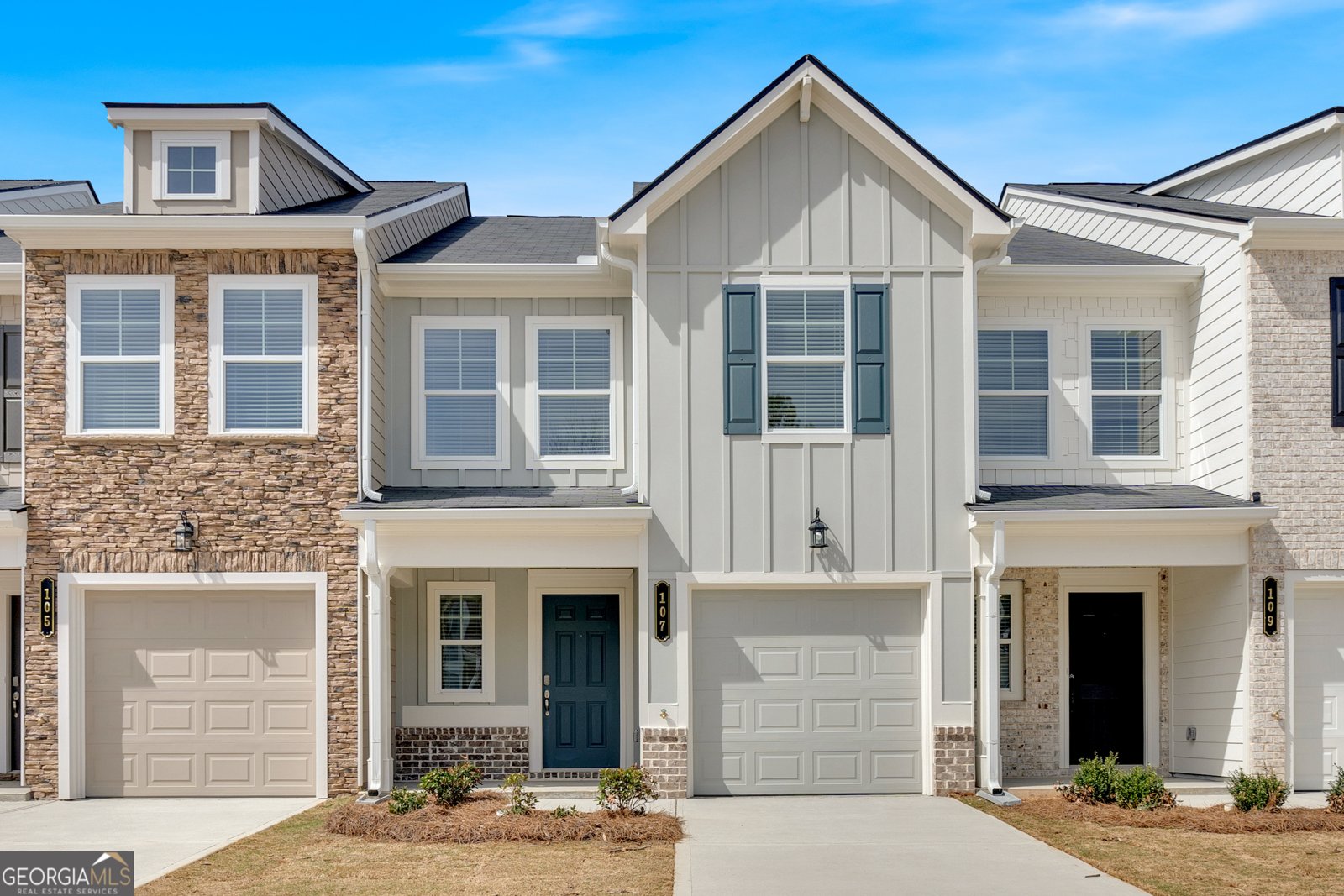 107 Village Green Drive Adairsville - 1