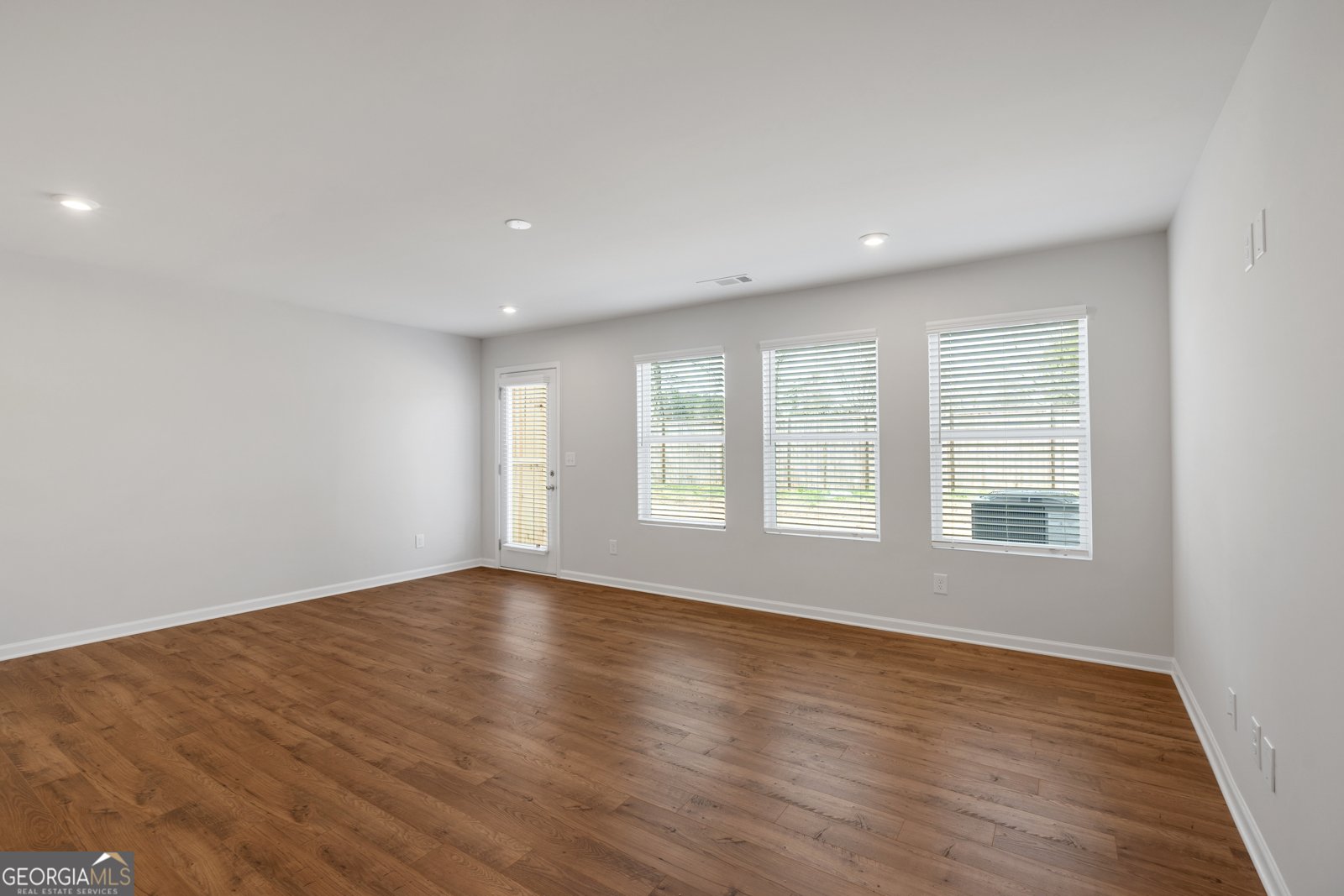 105 Village Green Drive Adairsville - 12
