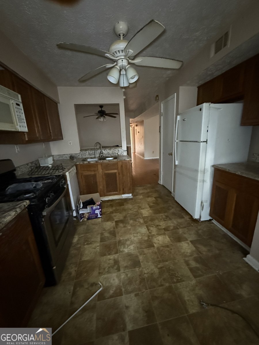 6390 Magnolia Lane Morrow - 10