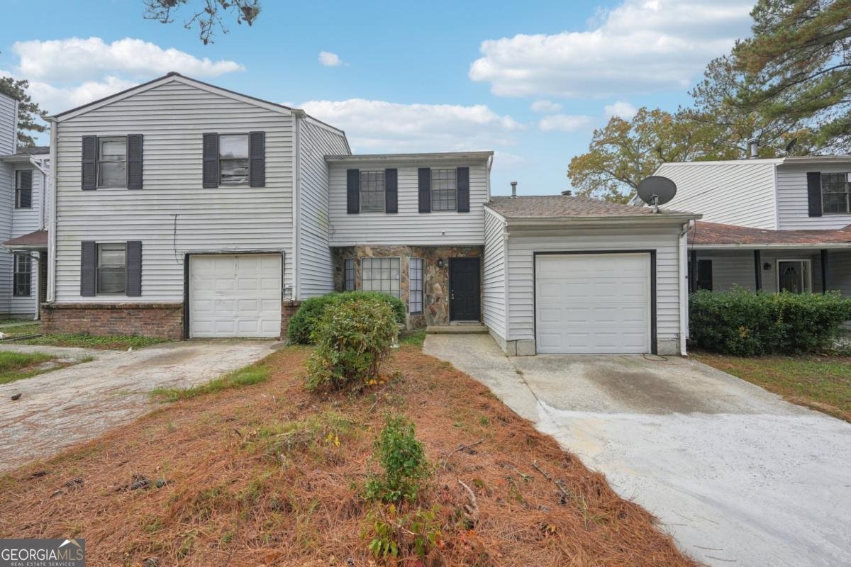 703 Pine Tree Trail Atlanta - 1