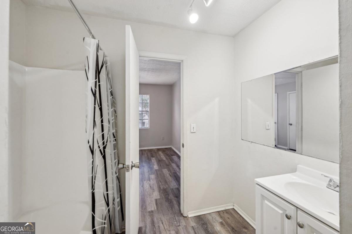 703 Pine Tree Trail Atlanta - 28