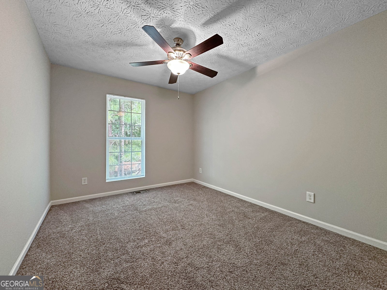 5828 Union Walk Drive Union City - 12