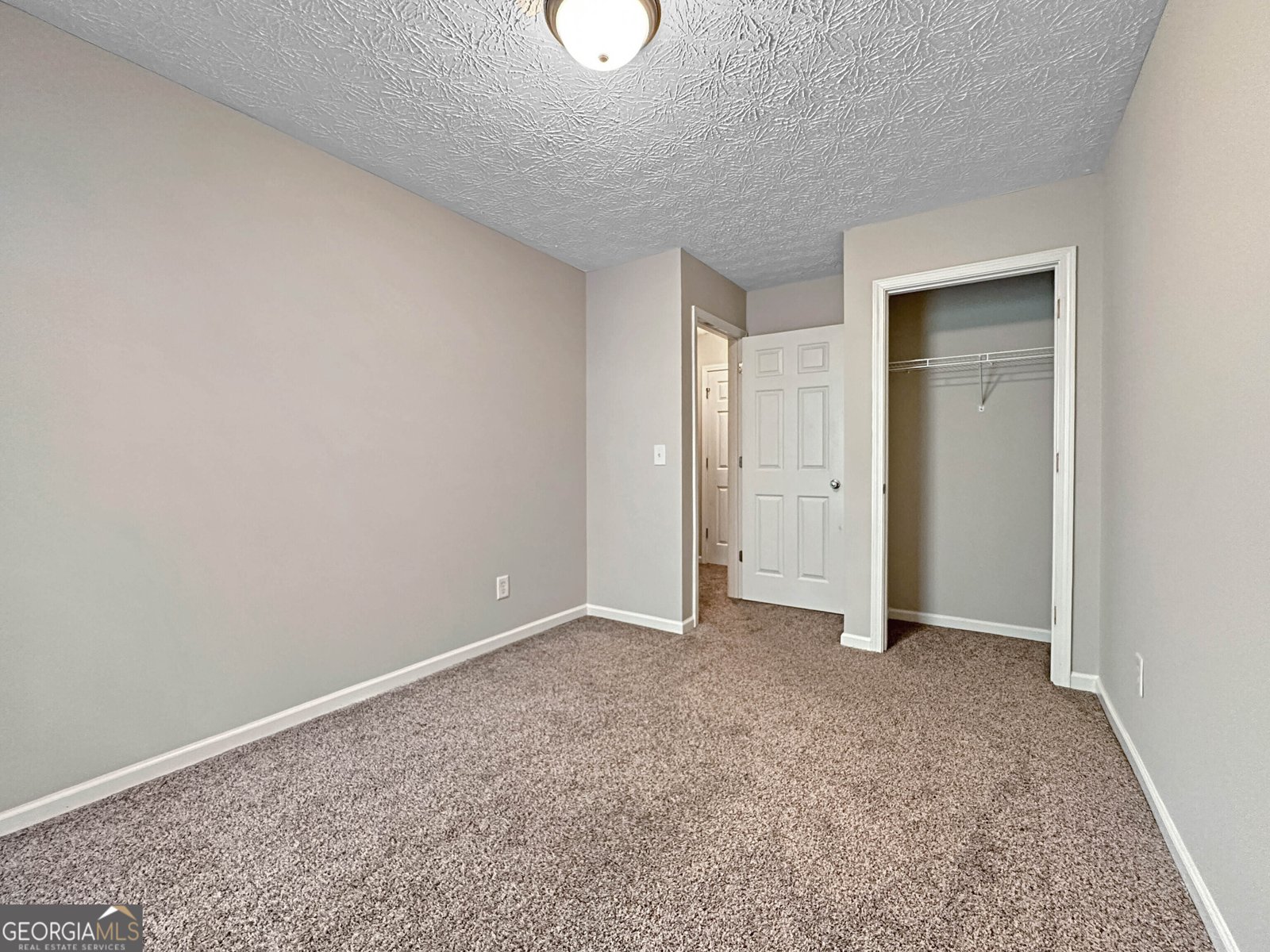5828 Union Walk Drive Union City - 14