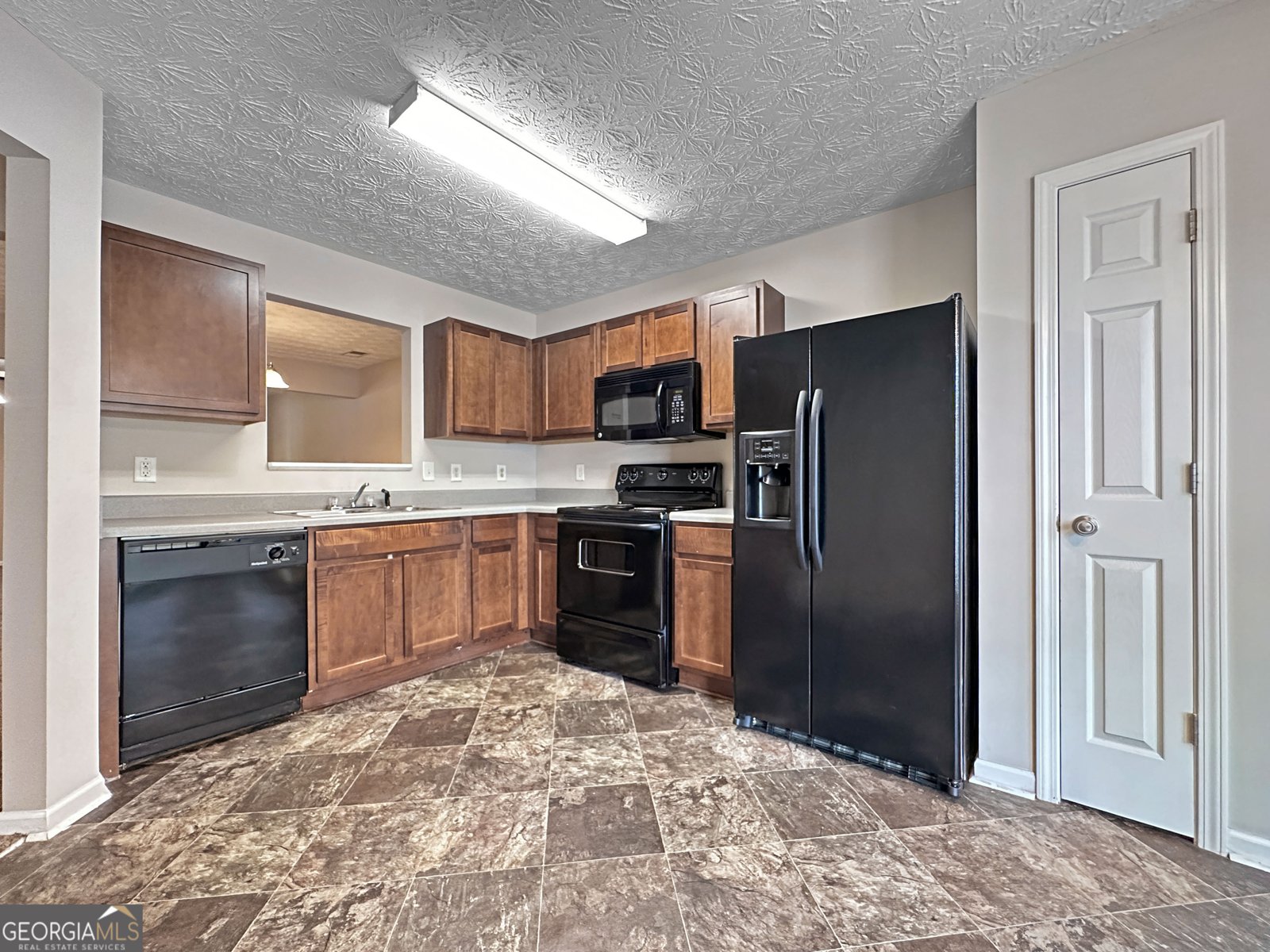 5828 Union Walk Drive Union City - 2