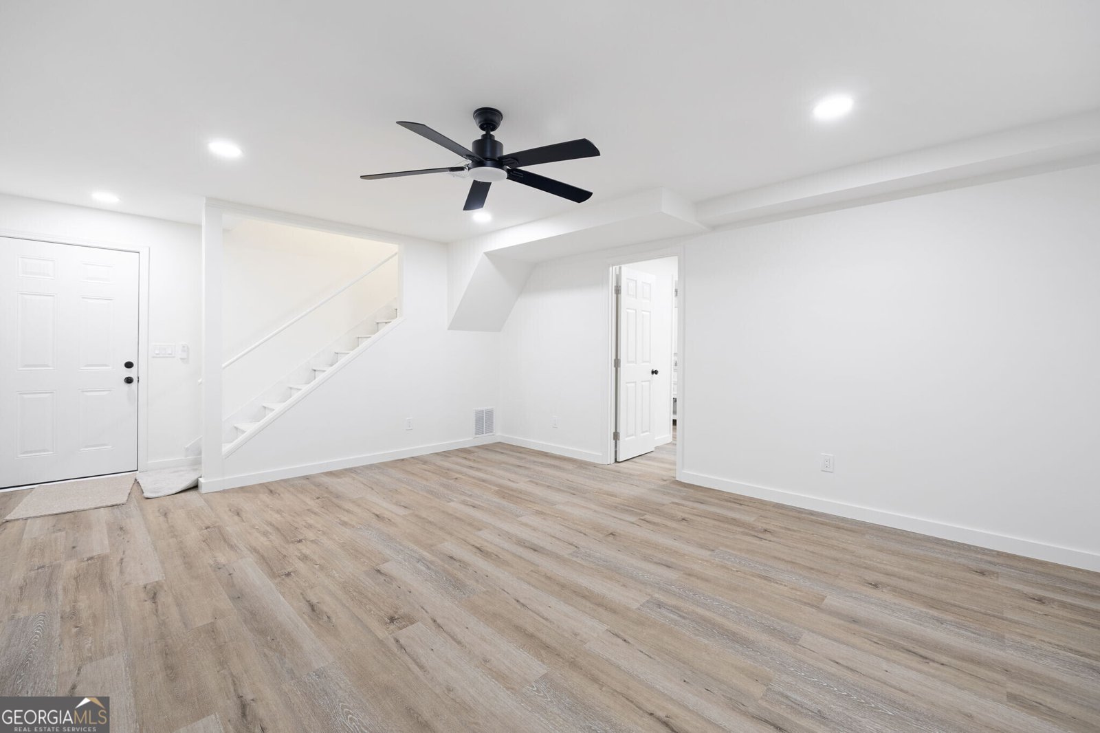 501 McDaniel Road Marietta - 32