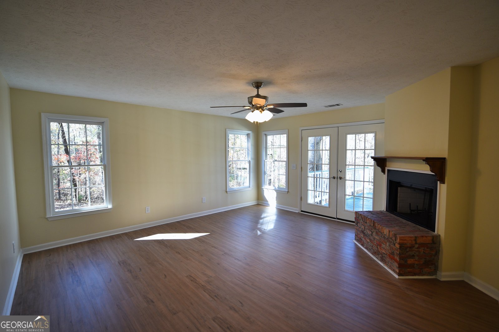 2477 Upper Big Springs Road Lagrange - 37