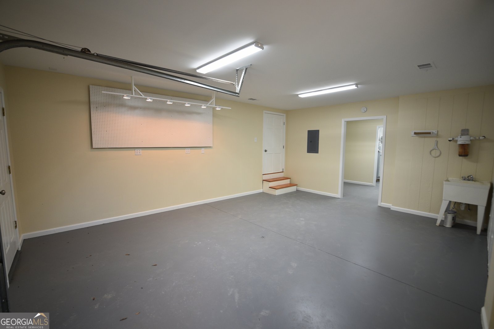 2477 Upper Big Springs Road Lagrange - 74