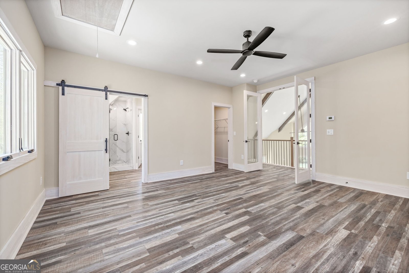 275 River Cliff Drive Cornelia - 23