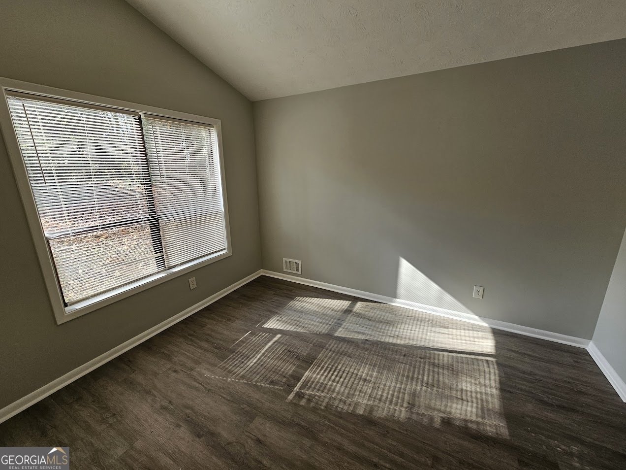 5085 Rock Glen Drive Stone Mountain - 6