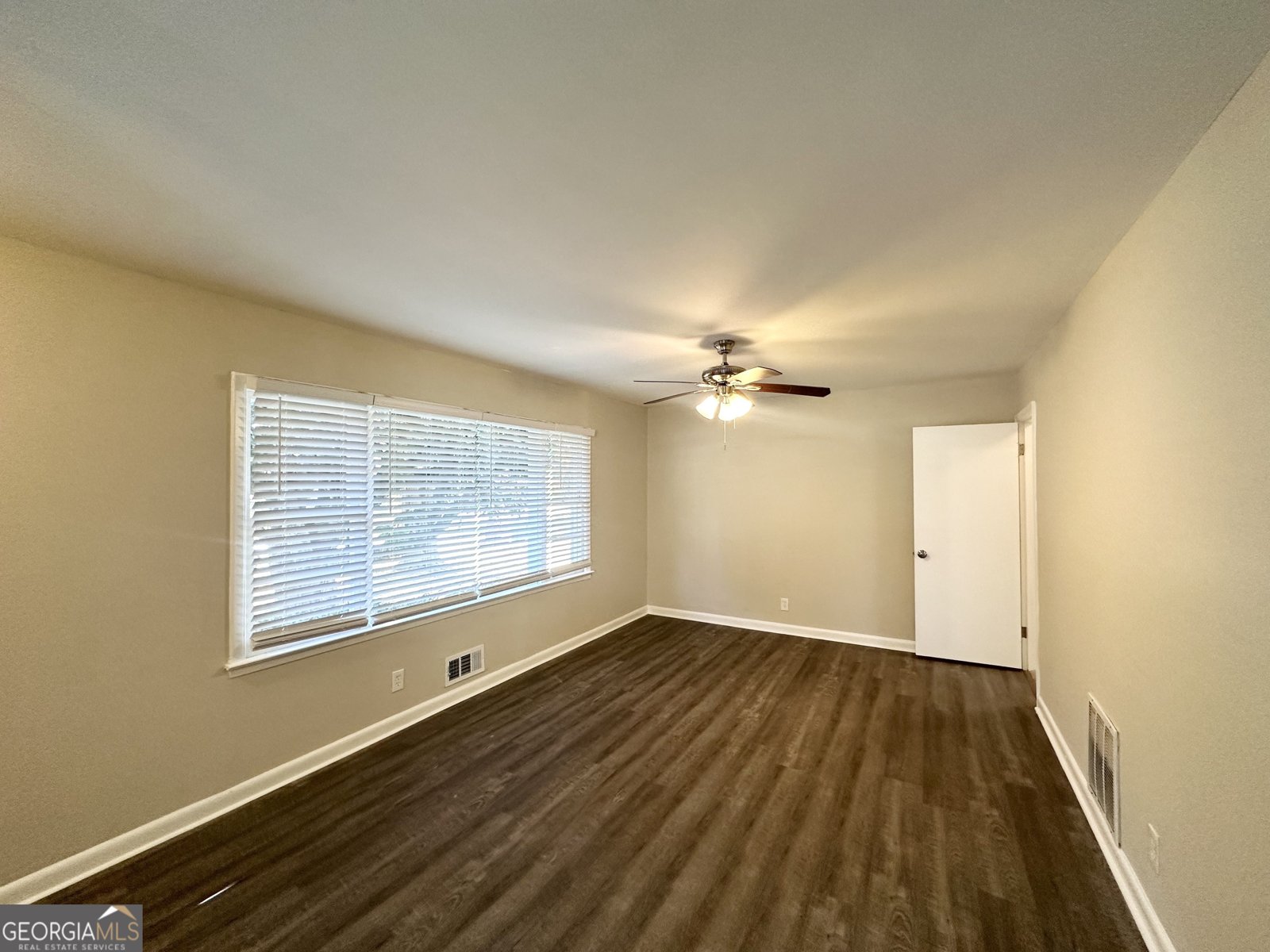 239 Silver Springs Circle Atlanta - 5