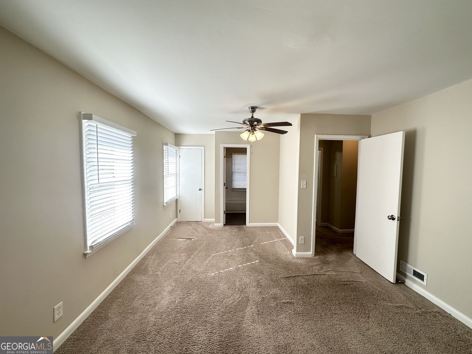 239 Silver Springs Circle Atlanta - 8