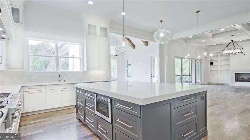 6185 ORVILLE Drive Flowery Branch - 31