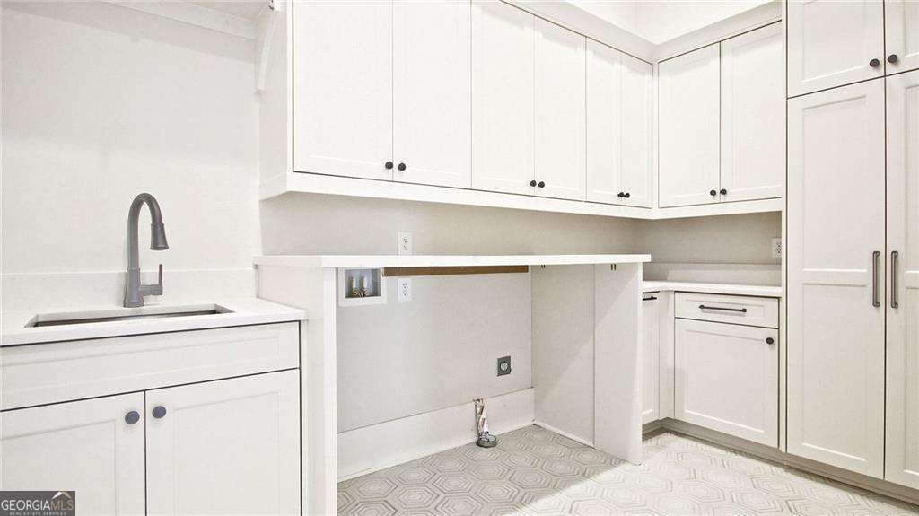 6185 ORVILLE Drive Flowery Branch - 46