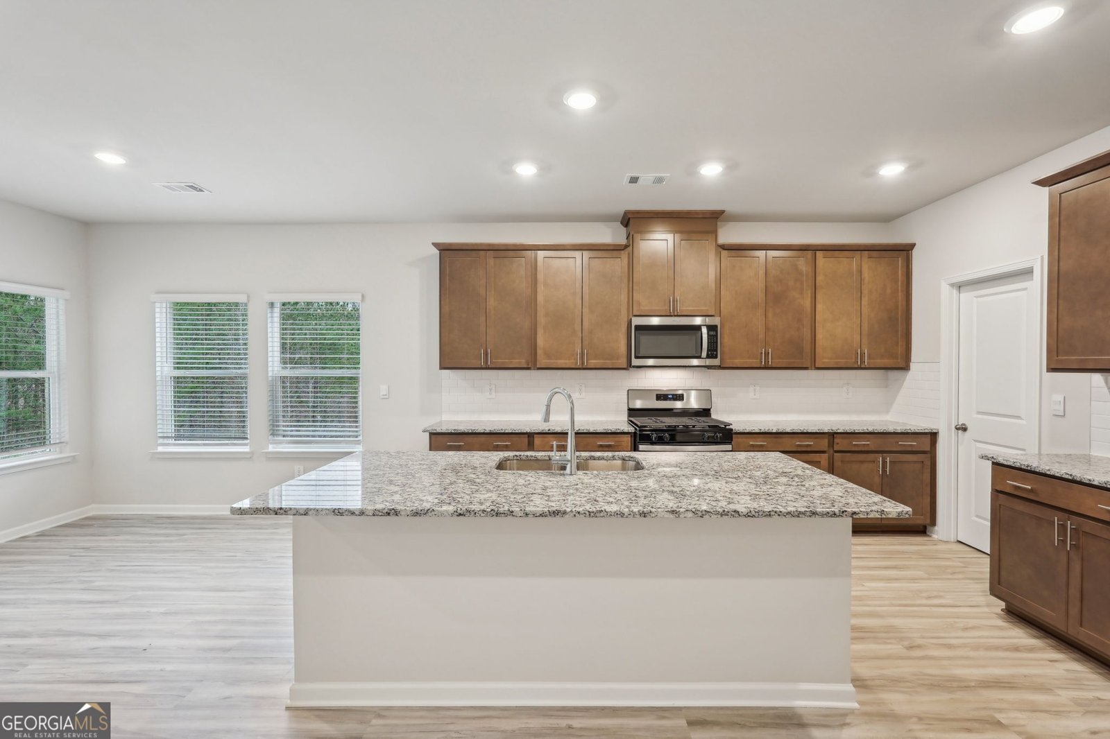 333 Ivey Township Drive Dallas - 15