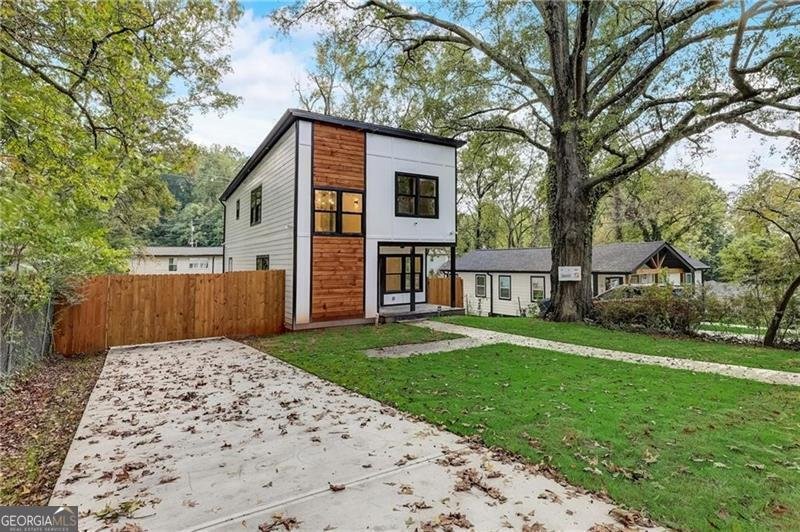 1930 Pinedale Drive Atlanta - 2