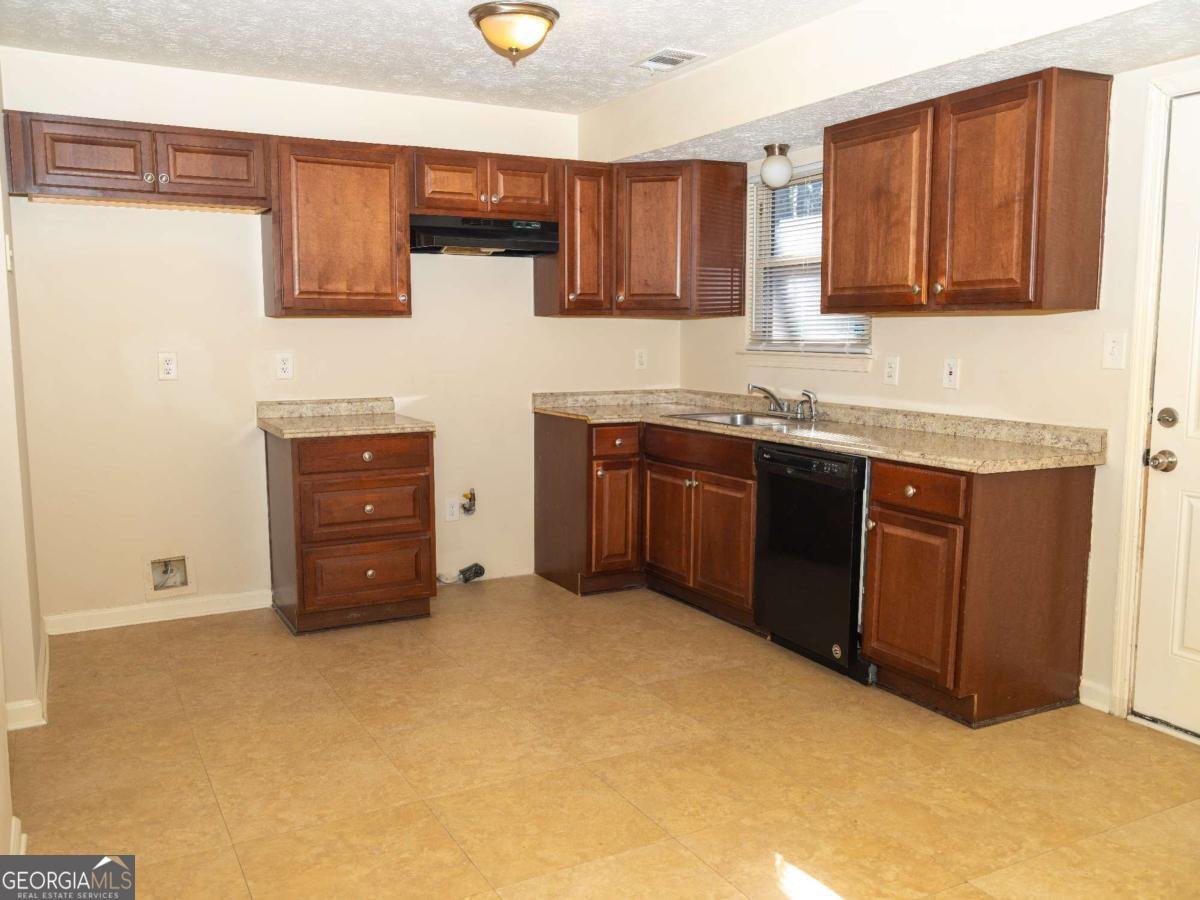 608 Woodknoll Court Jonesboro - 5