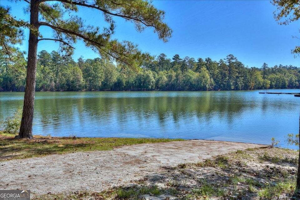 1030 West Lake Drive Lincolnton - 28