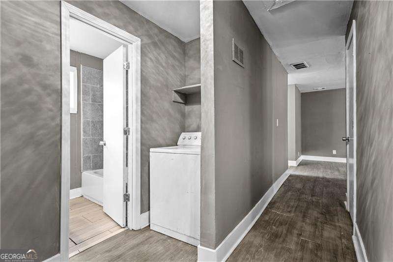2436 Clarissa Drive Atlanta - 19