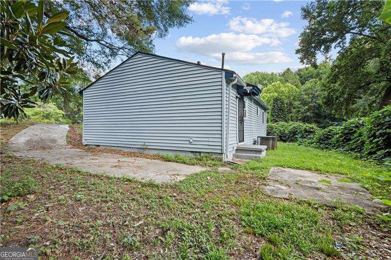2436 Clarissa Drive Atlanta - 21