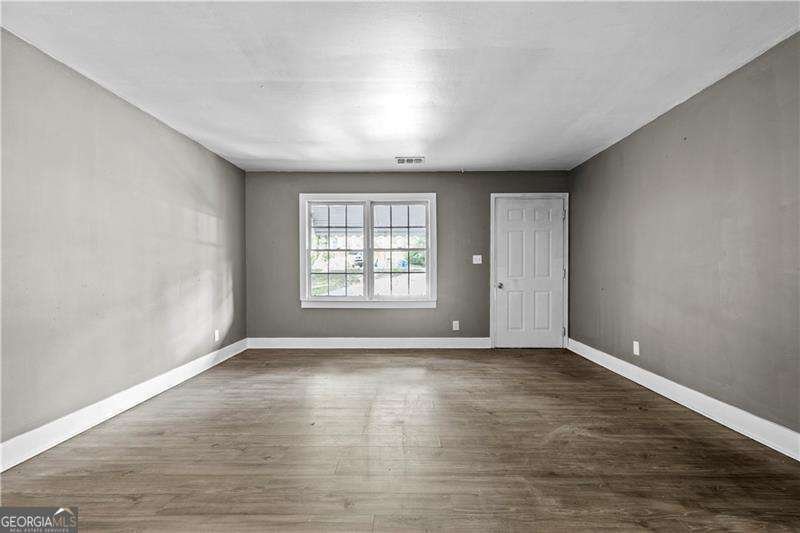 2436 Clarissa Drive Atlanta - 5