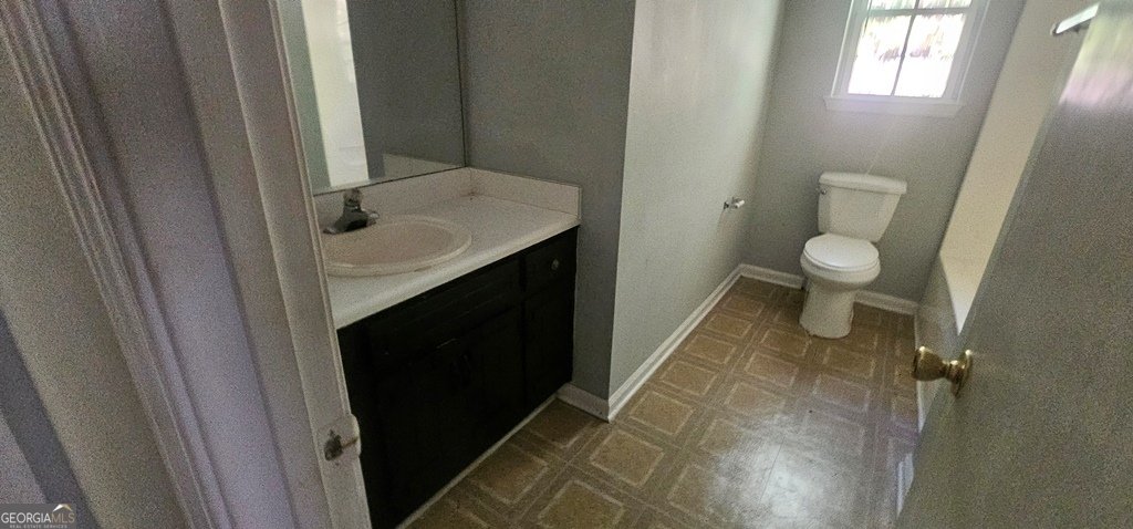 221 Lakeview Drive Stockbridge - 7