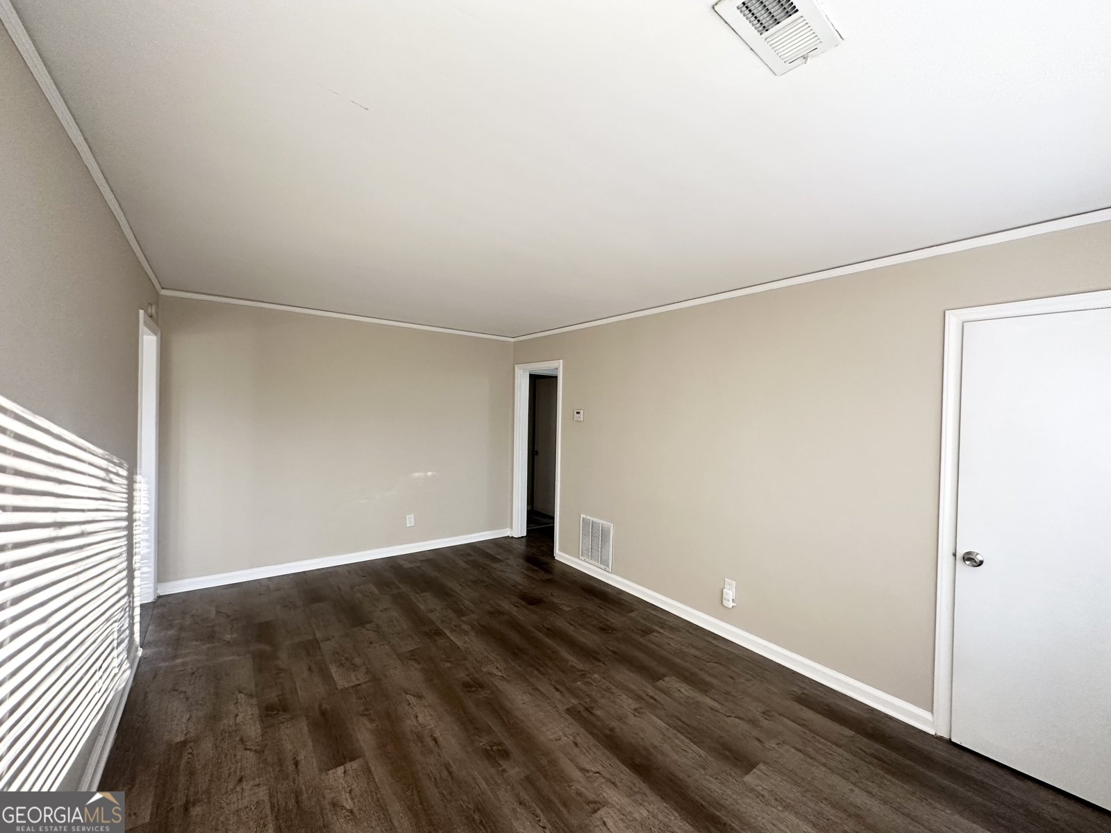 2442 Graywall Street East Point - 3